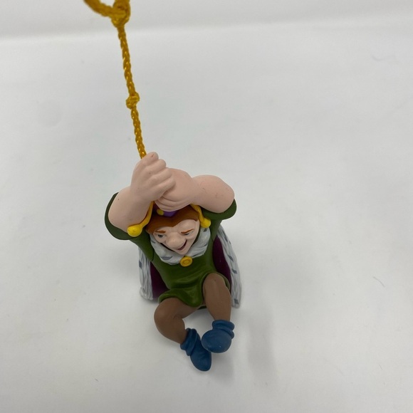 Disney Hunchback of Notre Dame Quasimodo Ornament - Picture 4 of 5